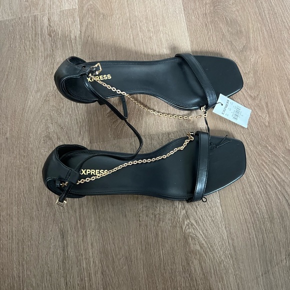 Express Chain Strap High Heeled Sandals Size 10 NWT - Picture 5 of 5